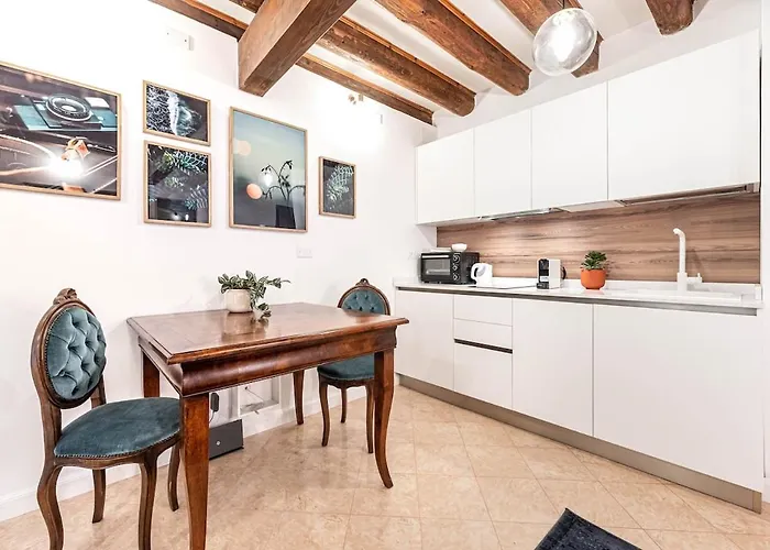 Guggenheim Apartment Venice